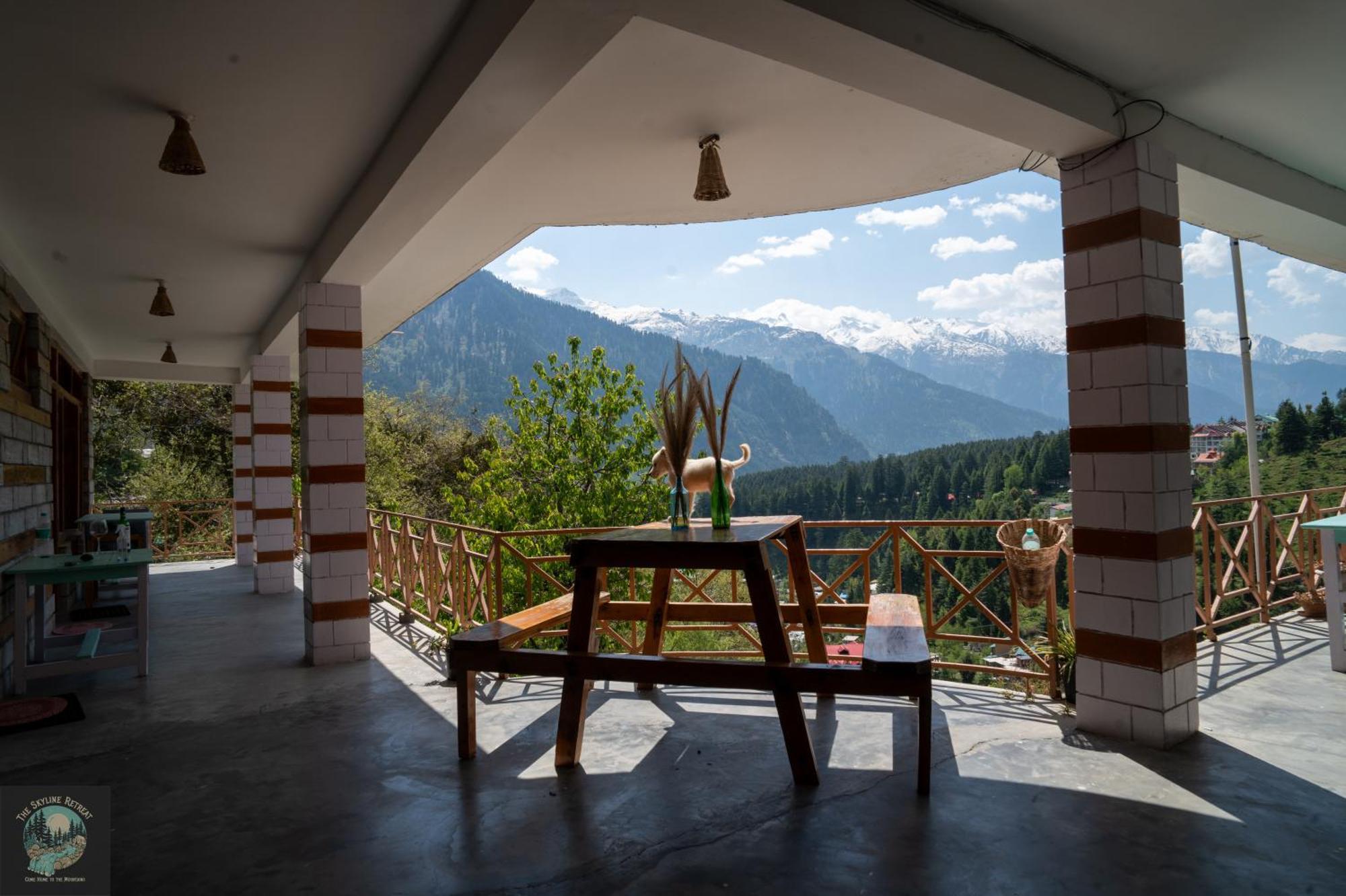 Hotel The Skyline Retreat Manali (Himachal Pradesh)